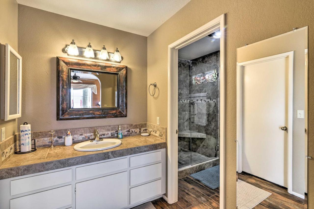 Bullhead City Home With Private Pool, Hot Tub And View Kültér fotó